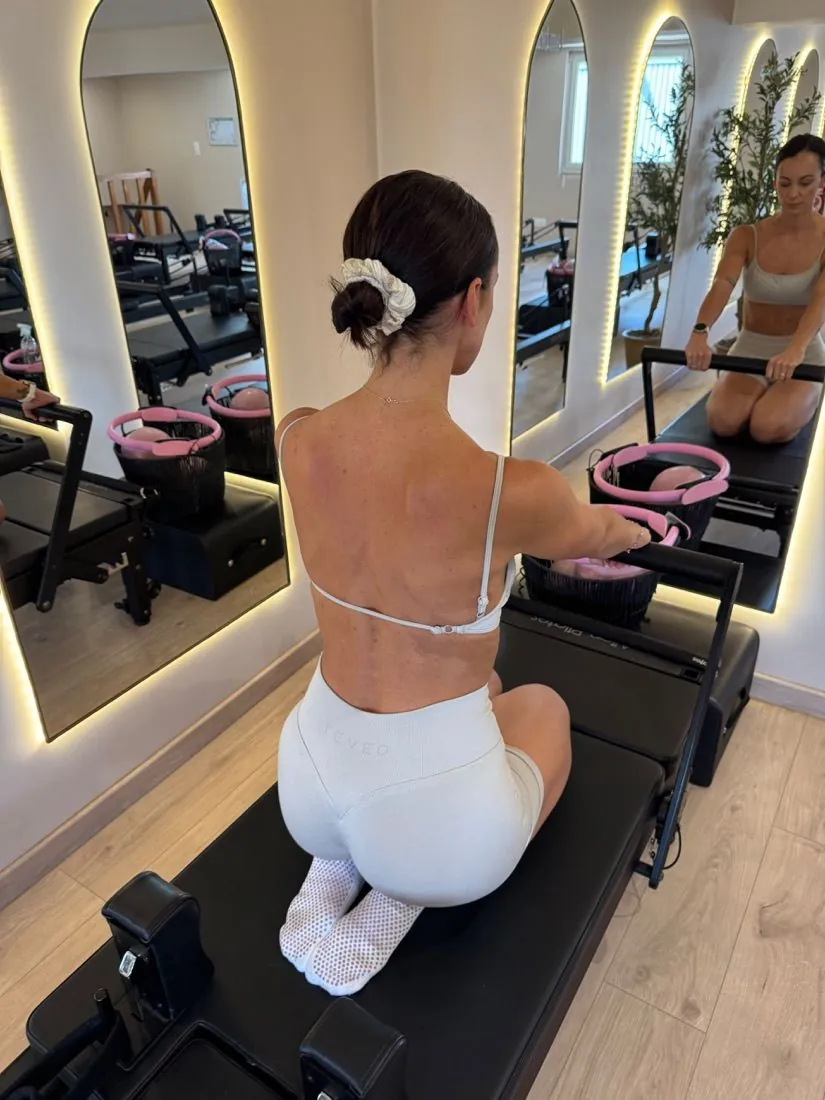 Séance de Pilates Reformer au Jolla Pilates Club